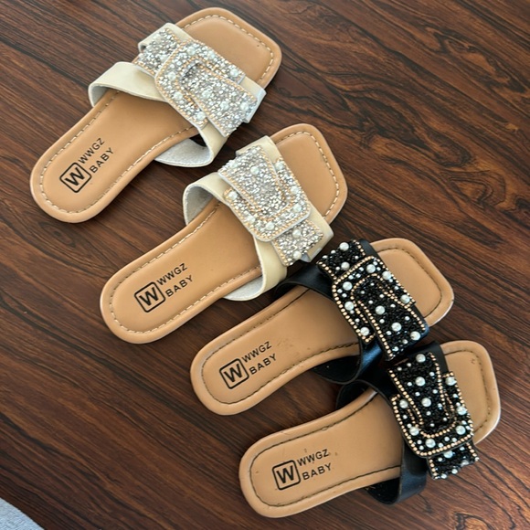 Sandal bundle - Picture 1 of 1
